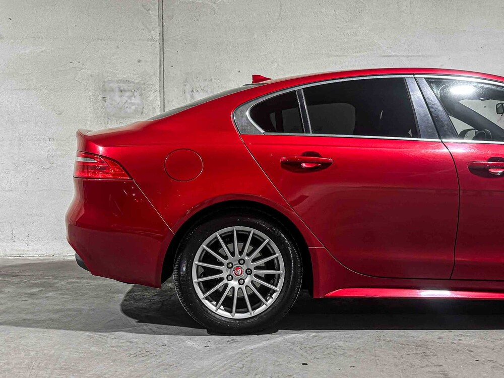 Jaguar XE 2.0 D R-Sport Portfolio X760 163PS 2015, GS-106-G