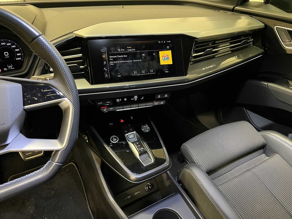 Audi Q4 Sportback e-tron 40 Launch edition S Competition 77 kWh 204hp 2021 (Original-NL), N-622-TH