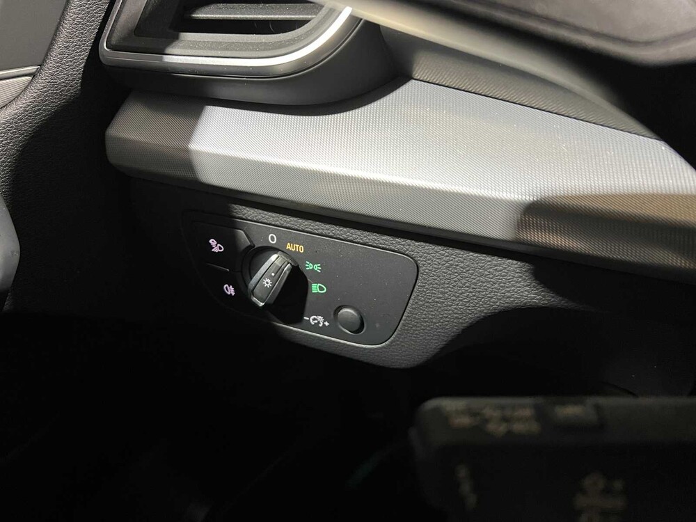 Audi Q5 50 TFSIe Quattro Pro Line 300hp 2021 Plug-in Hybrid, L-466-HH