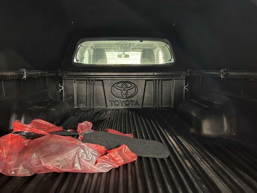 Toyota HiLux 2.4 D-4D-F Xtra Cab Cool Comfort 150hp 2017, V-185-FV Commercial Vehicle