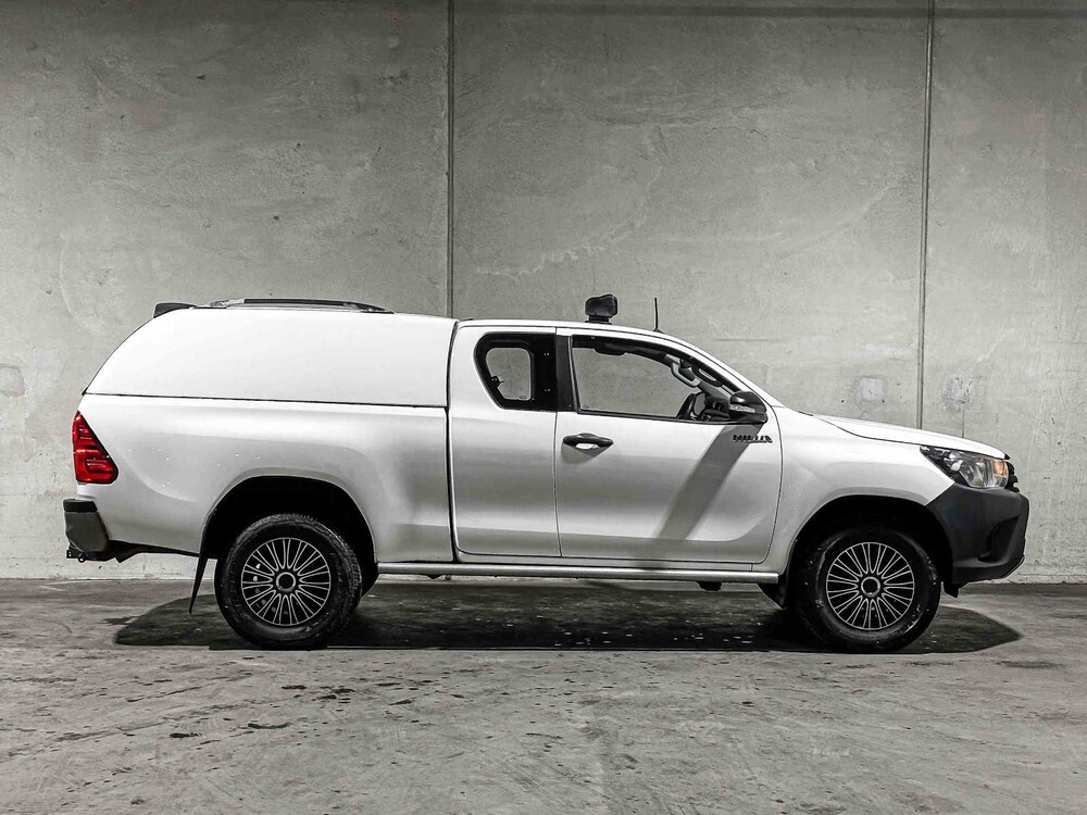 Toyota HiLux 2.4 D-4D-F Xtra Cab Cool Comfort 150hp 2017, V-185-FV Commercial Vehicle