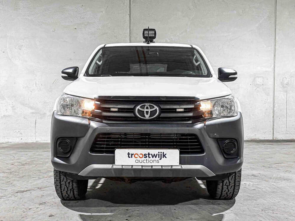 Toyota HiLux 2.4 D-4D-F Xtra Cab Cool Comfort 150hp 2017, V-185-FV Commercial Vehicle