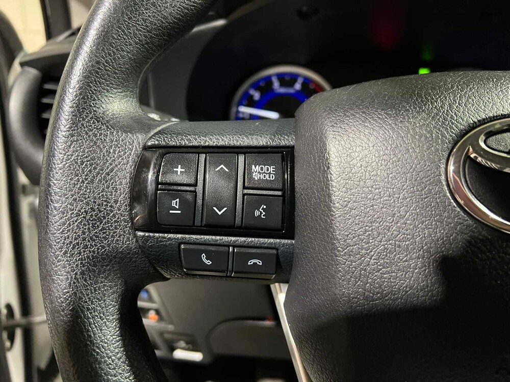 Toyota HiLux 2.4 D-4D-F Xtra Cab Cool Comfort 150hp 2017, V-185-FV Commercial Vehicle