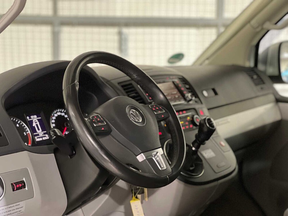 Volkswagen Transporter California 2.0 Camper 179PS 2012, 27-XPK-7