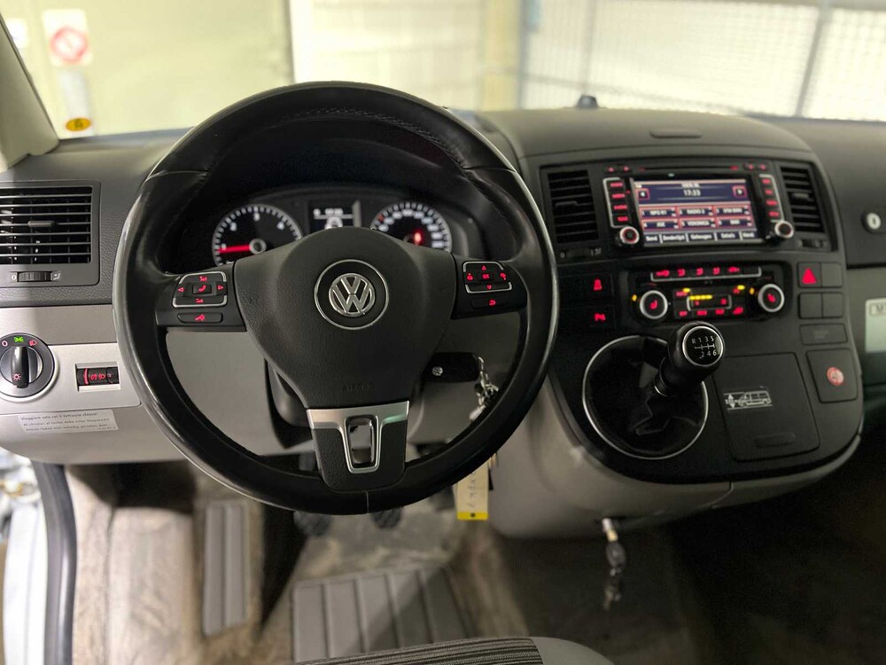 Volkswagen Transporter California 2.0 Camper 179PS 2012, 27-XPK-7
