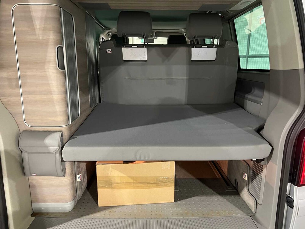 Volkswagen Transporter California 2.0 Camper 179PS 2012, 27-XPK-7