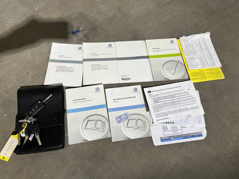 Volkswagen Transporter California 2.0 Camper 179PS 2012, 27-XPK-7
