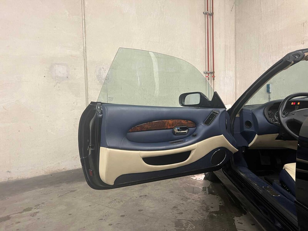 Aston Martin DB7 Volante 5.9 V12 Vantage 416PS 2002 (Original-NL) Cabrio, 88-JL-PX Youngtimer