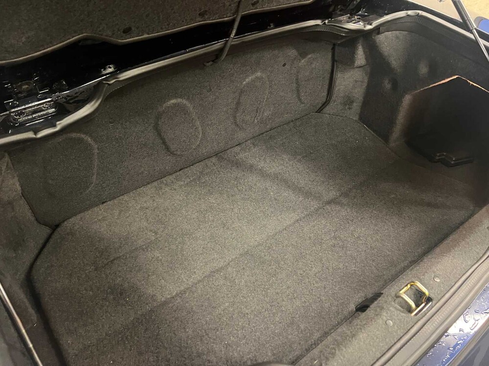 Aston Martin DB7 Volante 5.9 V12 Vantage 416PS 2002 (Original-NL) Cabrio, 88-JL-PX Youngtimer