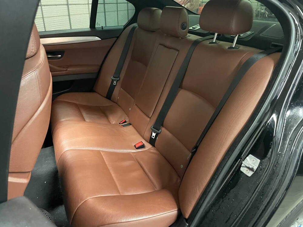 BMW 535i High Executive M Sport 306PS 2013 5er, S-184-HK