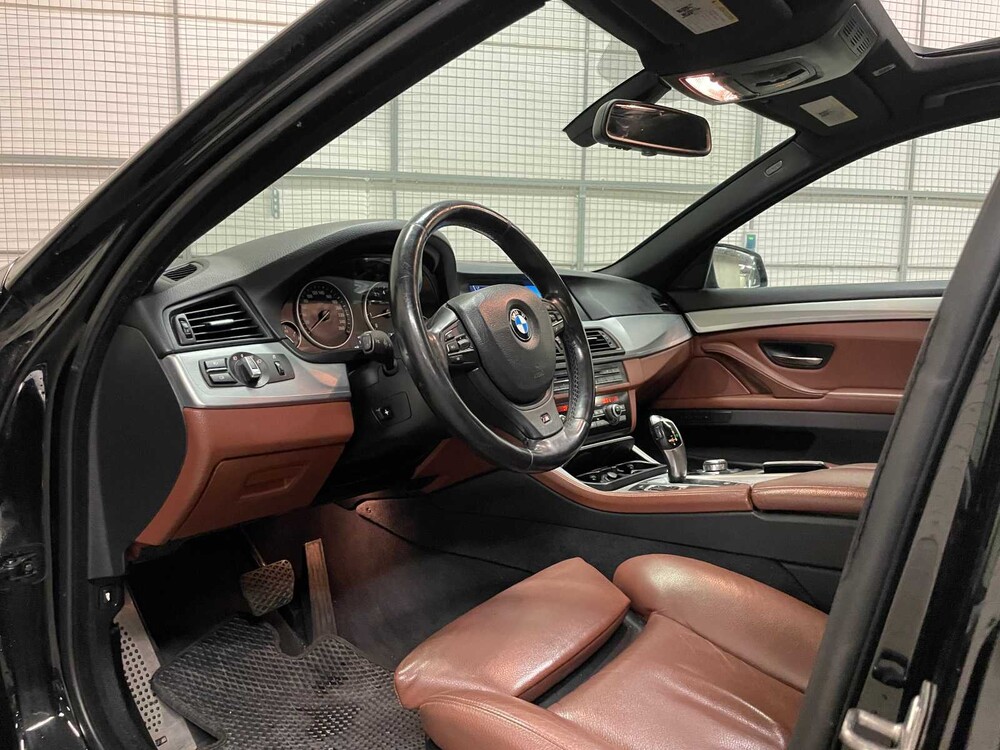 BMW 535i High Executive M Sport 306PS 2013 5er, S-184-HK