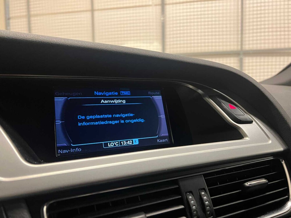 Audi A4 Avant S-Line 1.8 TFSI S Edition 120hp 2010 (Original-NL), 25-KKD-7