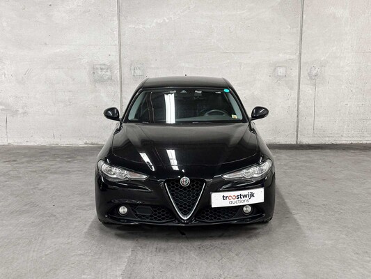 Alfa Romeo Giulia 2.2 Super 150pk 2018, RN-969-G