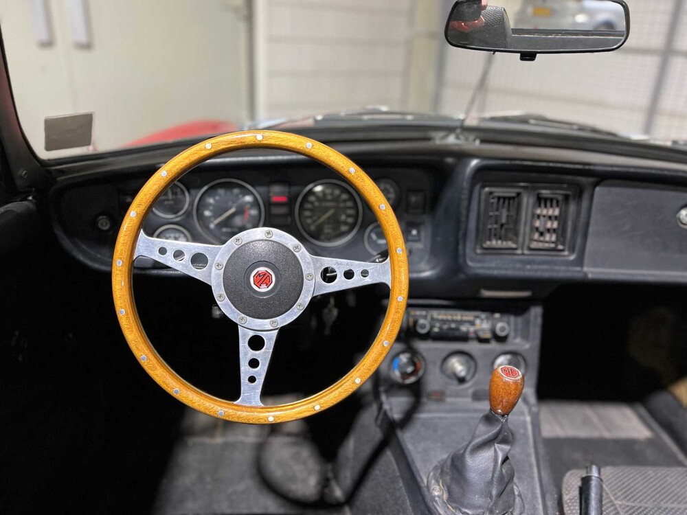 MG B Type 1.8 Roadster 95PS 1979, YP-33-NZ