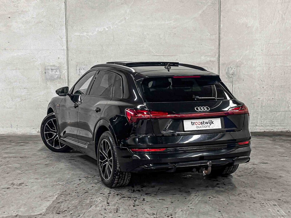 Audi e-tron 50 quattro Launch Edition schwarz 71 kWh S-Line 313PS 2019 (Original-NL + 1. Besitzer), G-119-XV