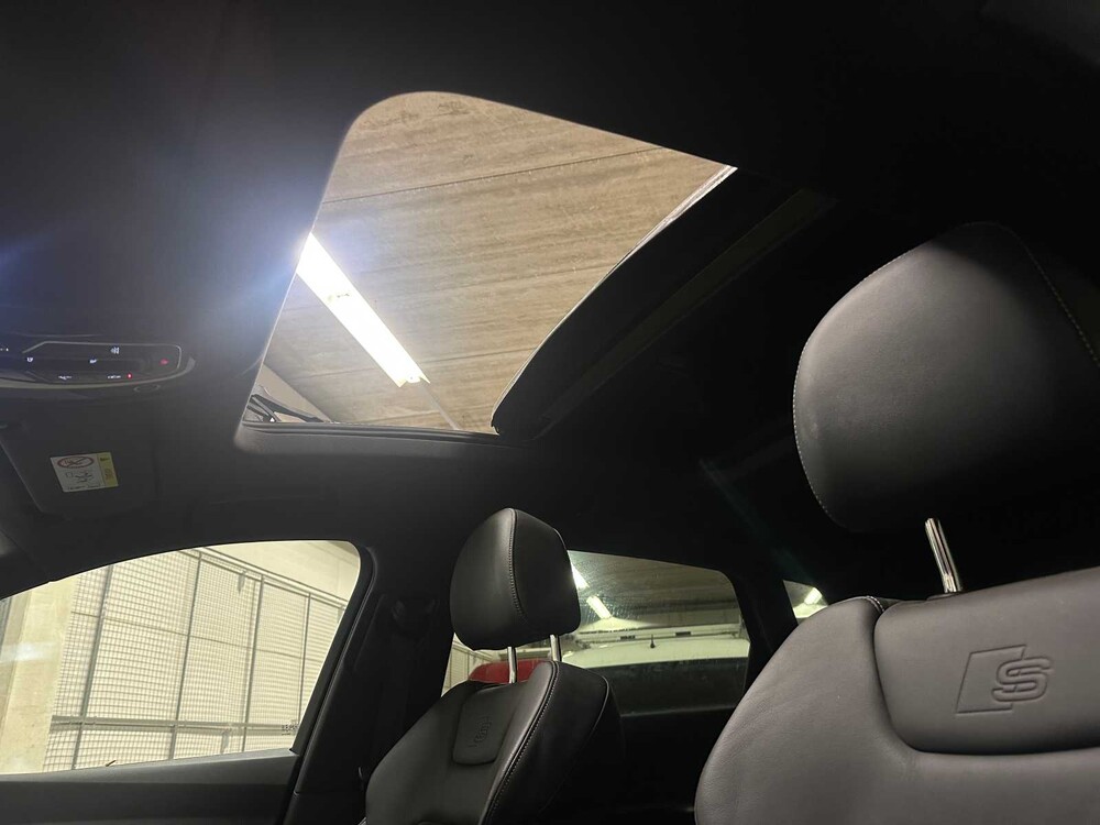 Audi e-tron 50 quattro Launch Edition schwarz 71 kWh S-Line 313PS 2019 (Original-NL + 1. Besitzer), G-119-XV