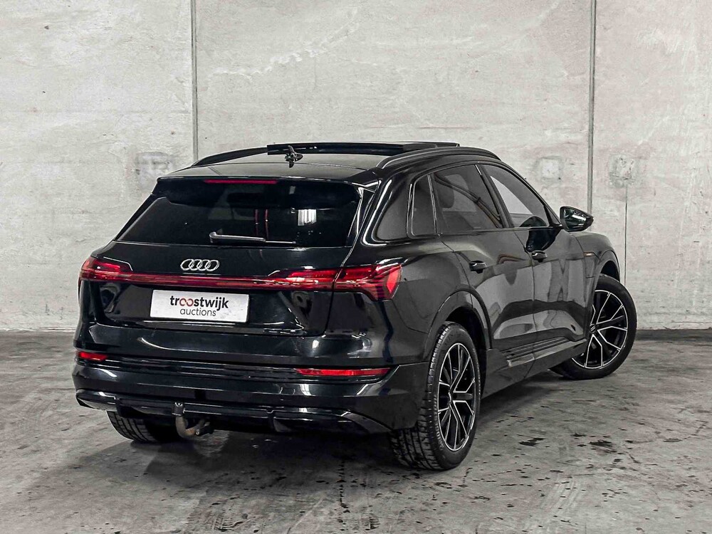 Audi e-tron 50 quattro Launch Edition schwarz 71 kWh S-Line 313PS 2019 (Original-NL + 1. Besitzer), G-119-XV