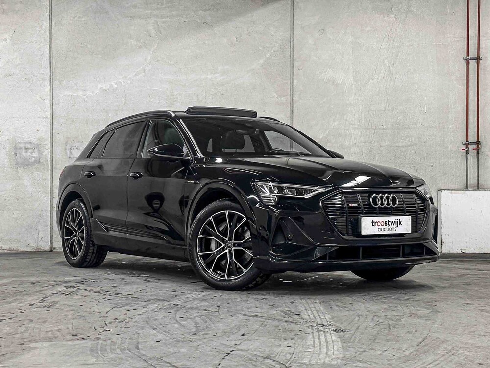 Audi e-tron 50 quattro Launch Edition schwarz 71 kWh S-Line 313PS 2019 (Original-NL + 1. Besitzer), G-119-XV
