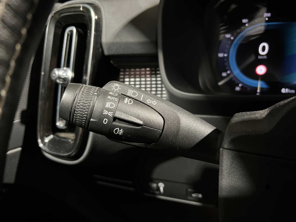 Volvo XC40 Recharge P8 AWD R-Design 408hp 2020, K-349-DG