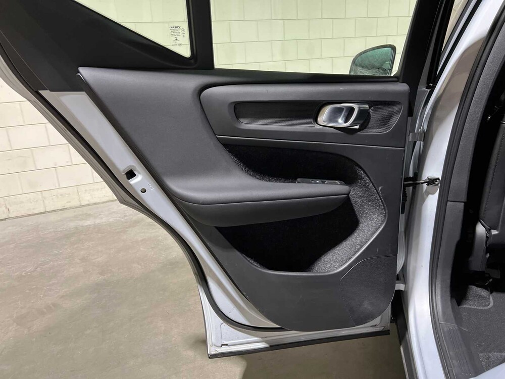 Volvo XC40 Recharge P8 AWD R-Design 408hp 2020, K-349-DG