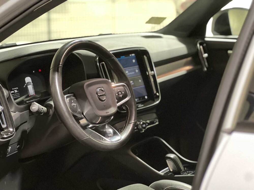 Volvo XC40 Recharge P8 AWD R-Design 408hp 2020, K-349-DG