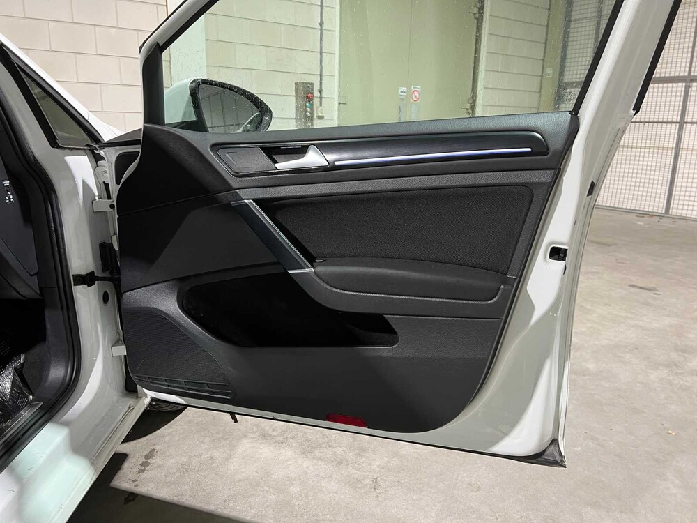 Volkswagen Golf GTE 1.4 TSI 150PS 2015, GF-548-P