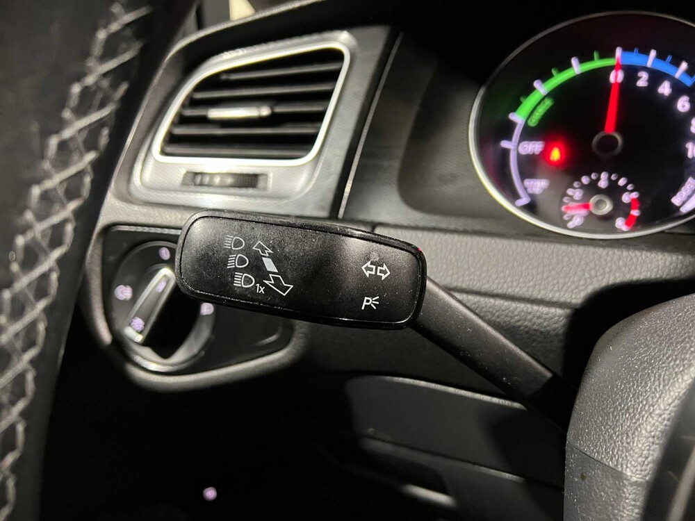 Volkswagen Golf GTE 1.4 TSI 150PS 2015, GF-548-P