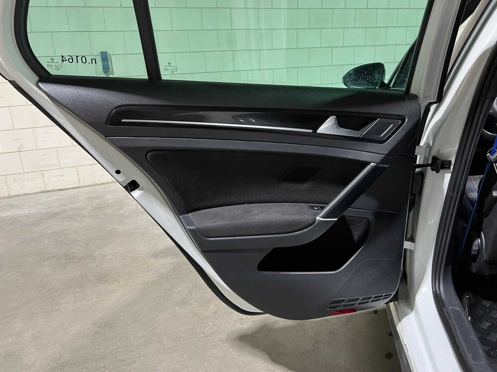 Volkswagen Golf GTE 1.4 TSI 150PS 2015, GF-548-P