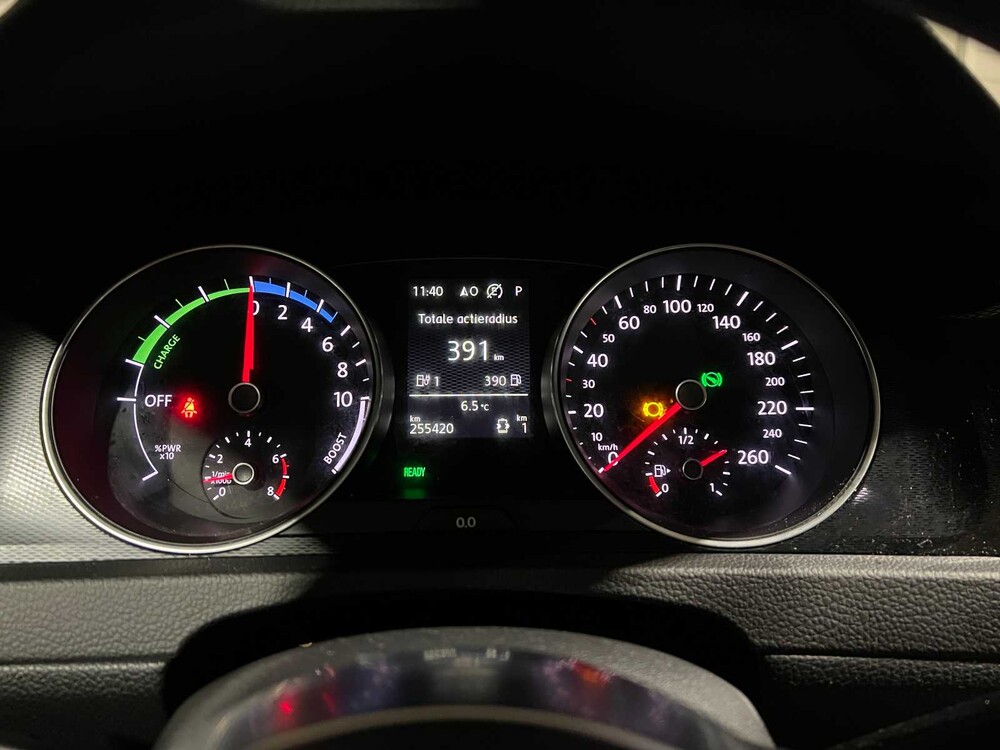 Volkswagen Golf GTE 1.4 TSI 150PS 2015, GF-548-P