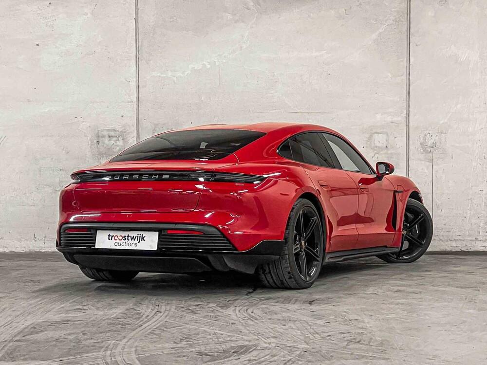 Porsche Taycan 4S Performance 84kWh 530hp 2020 (Original-NL + 1st Owner) (Sport-Design + Sport-Chrono), J-506-DR