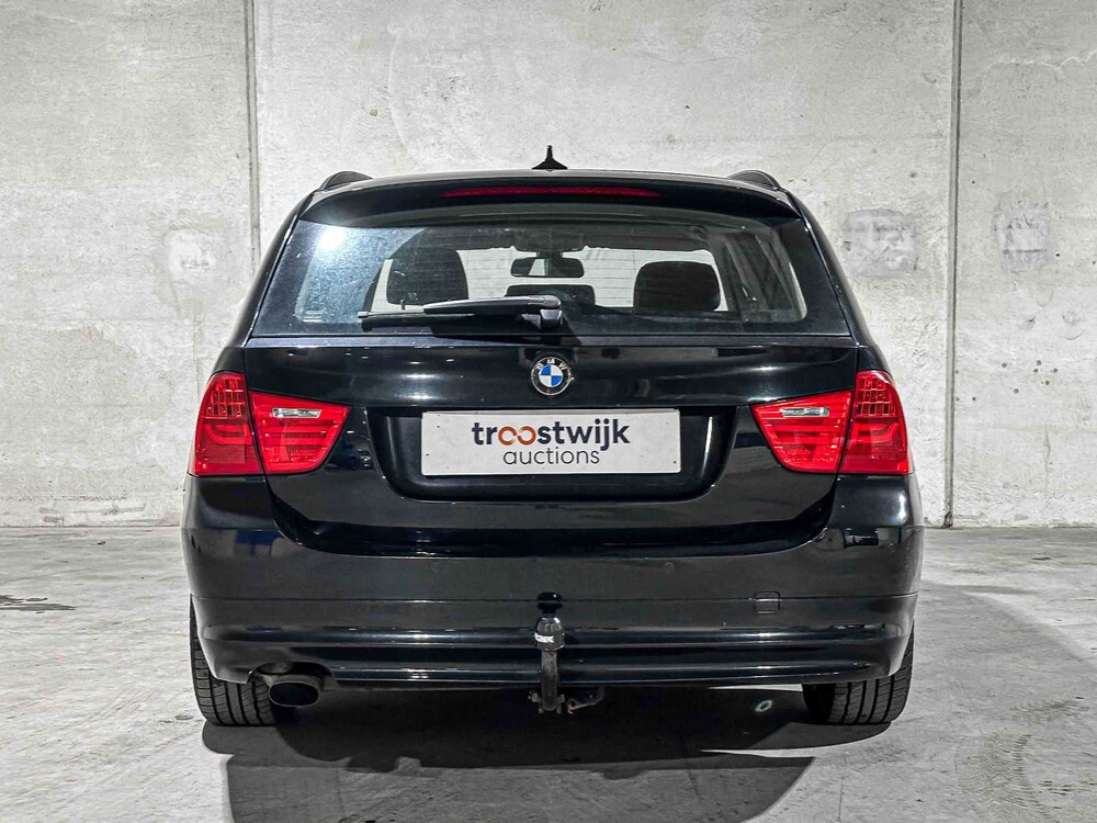 BMW 318i Touring Business Line 143PS 2010 3er, 7-SGN-42