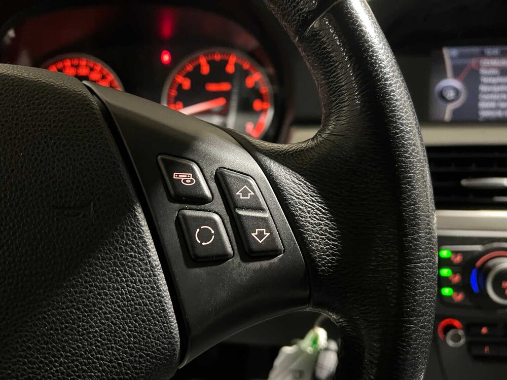 BMW 318i Touring Business Line 143PS 2010 3er, 7-SGN-42