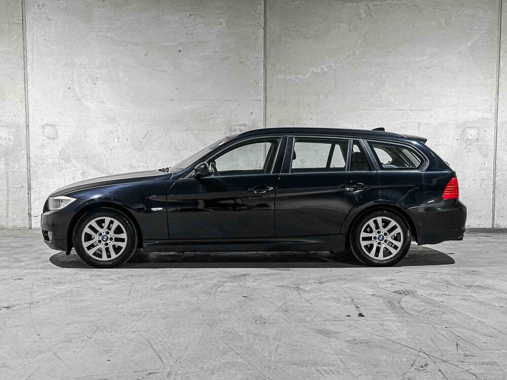 BMW 318i Touring Business Line 143PS 2010 3er, 7-SGN-42