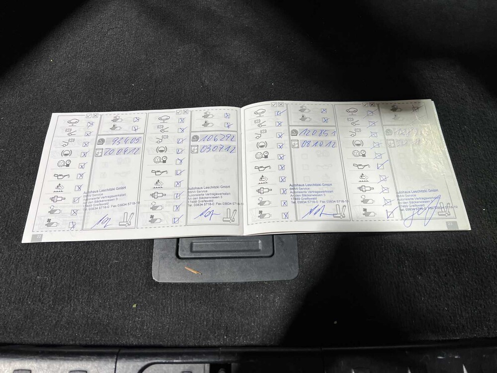 BMW 318i Touring Business Line 143PS 2010 3er, 7-SGN-42