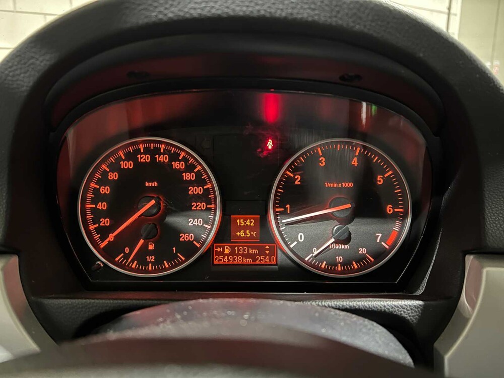 BMW 318i Touring Business Line 143PS 2010 3er, 7-SGN-42