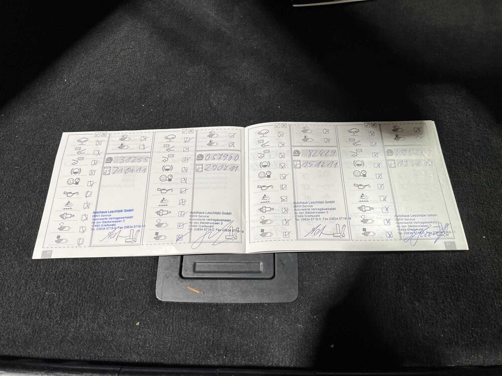 BMW 318i Touring Business Line 143PS 2010 3er, 7-SGN-42