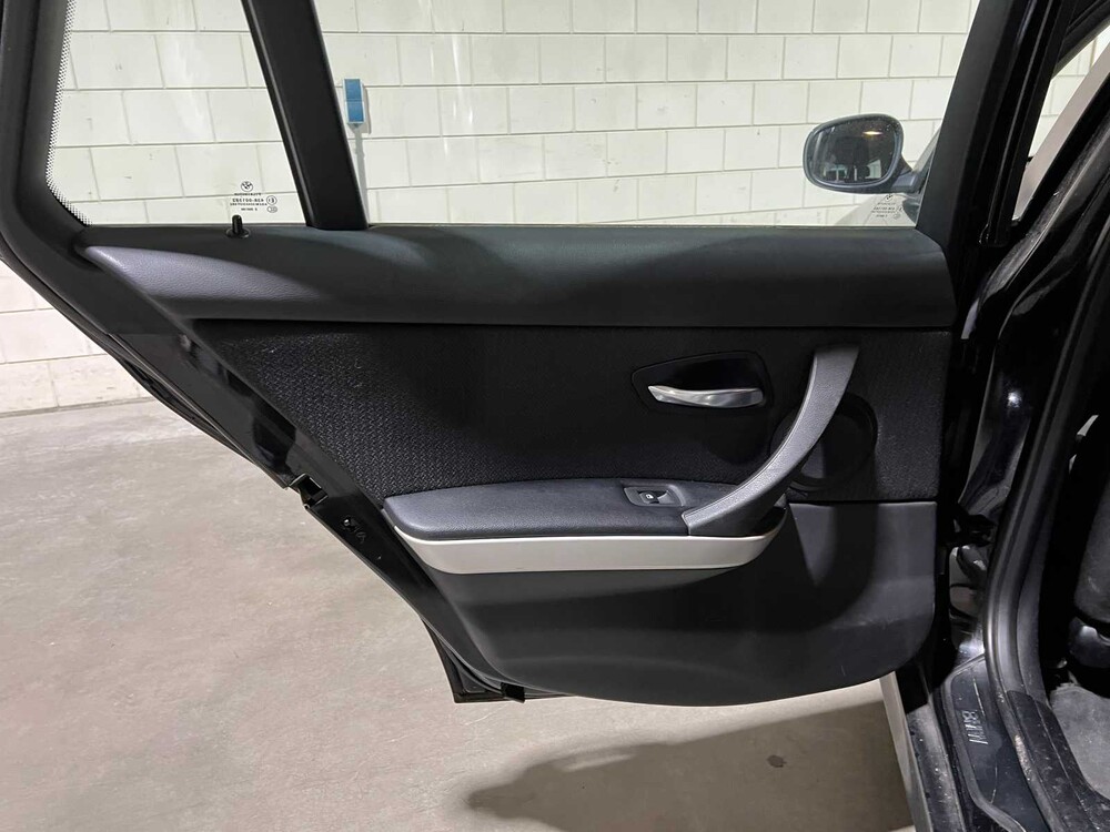 BMW 318i Touring Business Line 143PS 2010 3er, 7-SGN-42