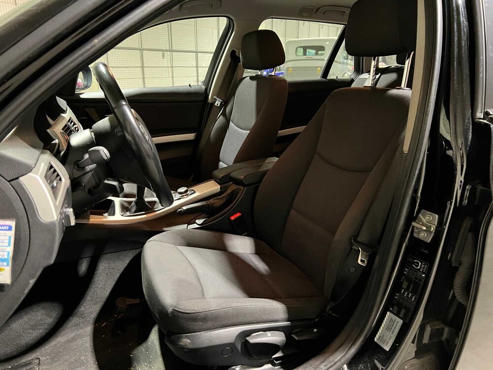 BMW 318i Touring Business Line 143PS 2010 3er, 7-SGN-42