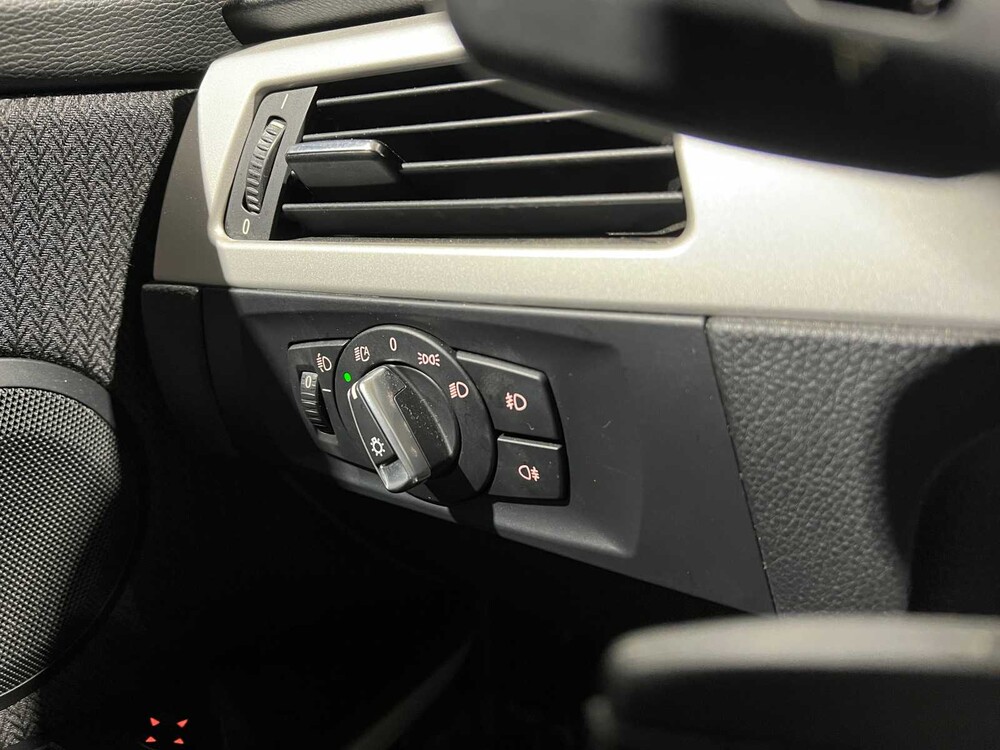 BMW 318i Touring Business Line 143PS 2010 3er, 7-SGN-42