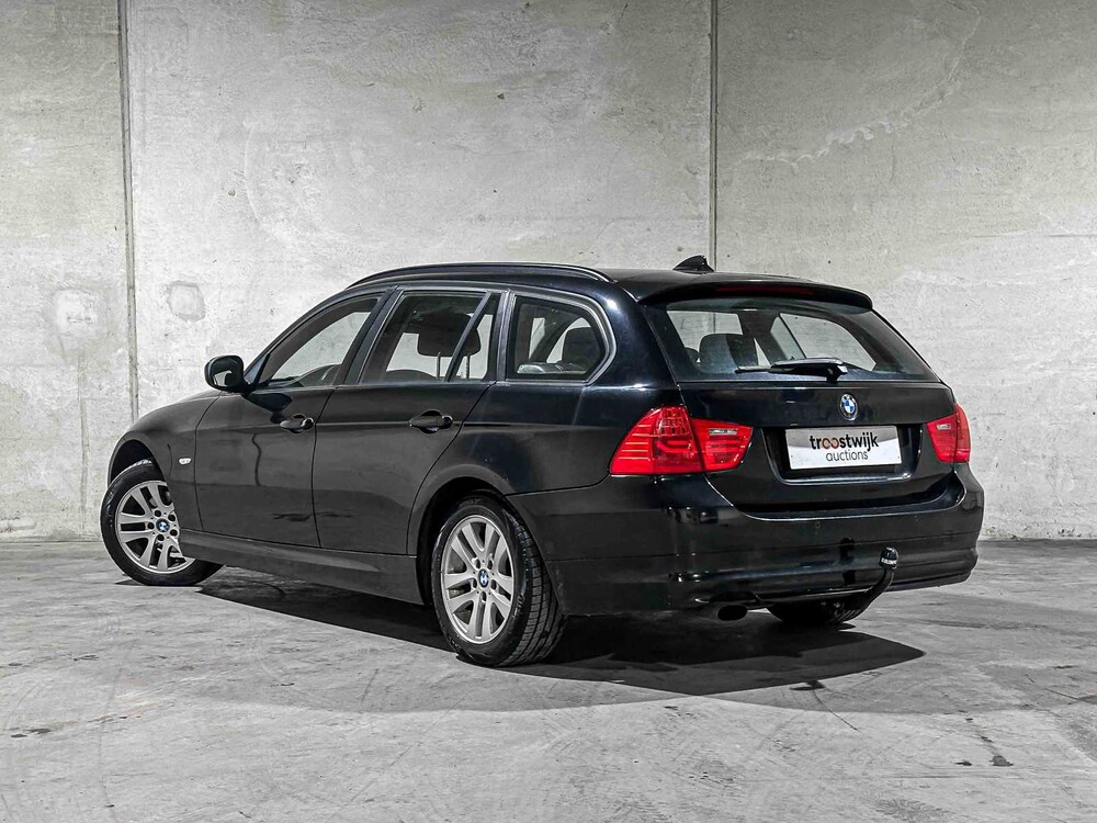 BMW 318i Touring Business Line 143PS 2010 3er, 7-SGN-42