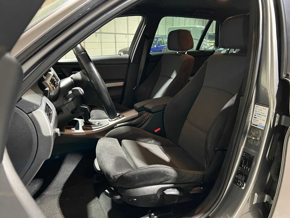 BMW 320xd Touring Luxury Line 184hp 2011 3-series, 52-XTH-7