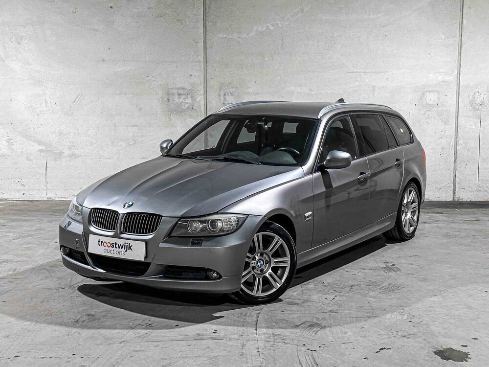 BMW 320xd Touring Luxury Line 184hp 2011 3-series, 52-XTH-7