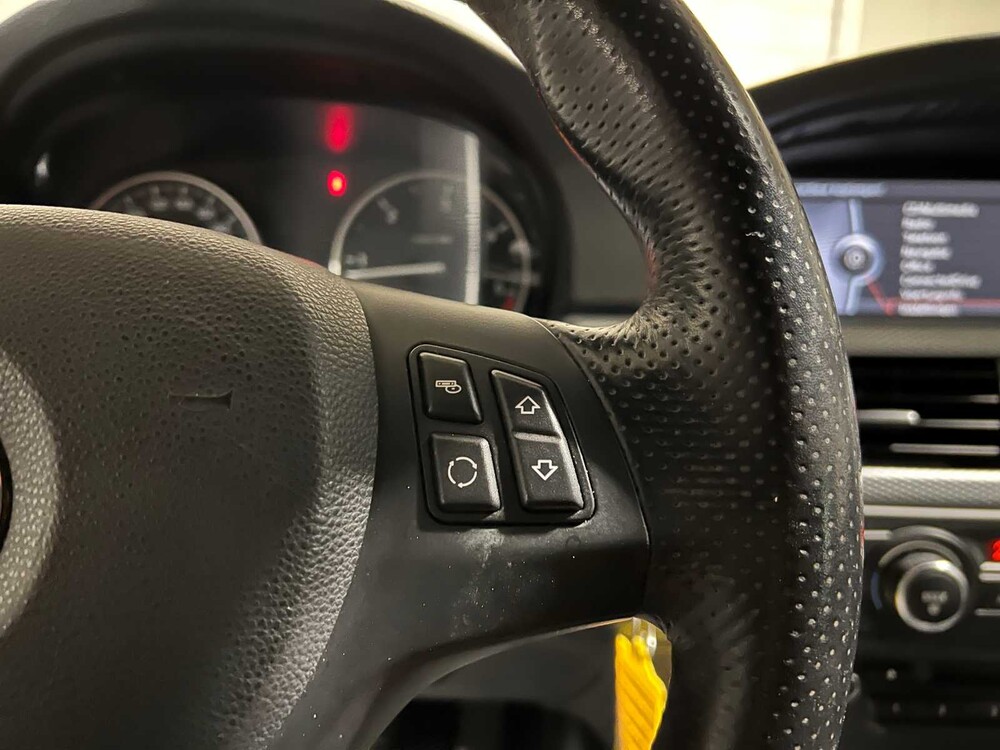 BMW 320xd Touring Luxury Line 184hp 2011 3-series, 52-XTH-7