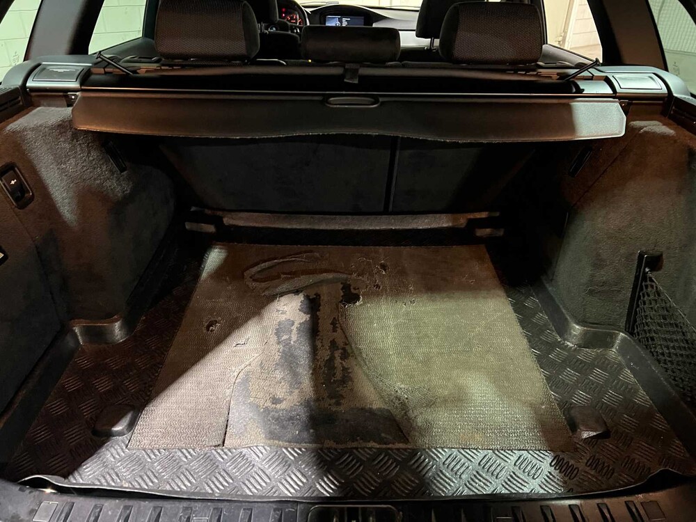 BMW 320xd Touring Luxury Line 184hp 2011 3-series, 52-XTH-7