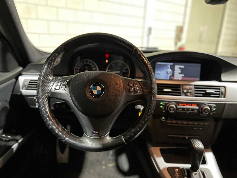 BMW 320xd Touring Luxury Line 184hp 2011 3-series, 52-XTH-7