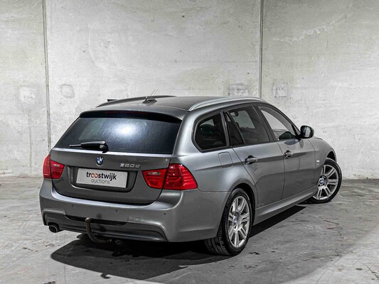 BMW 320xd Touring Luxury Line 184pk 2011 3-serie, 52-XTH-7