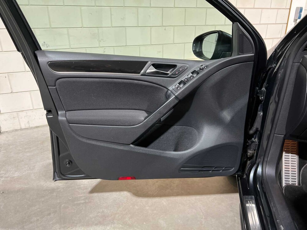 Volkswagen Golf GTI 2.0 TSI 211PS 2009, 79-JVZ-3