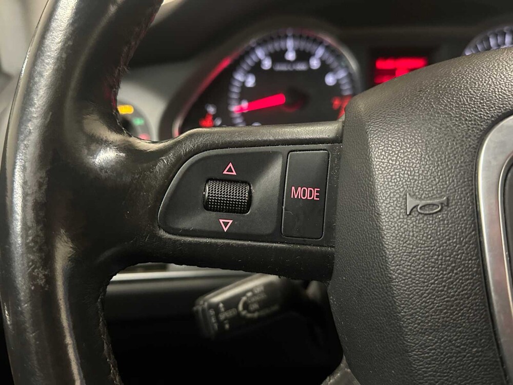 Audi A6 Limousine 2.4 Pro Line 177pk 2004 (Origineel-NL), 03-PP-XT