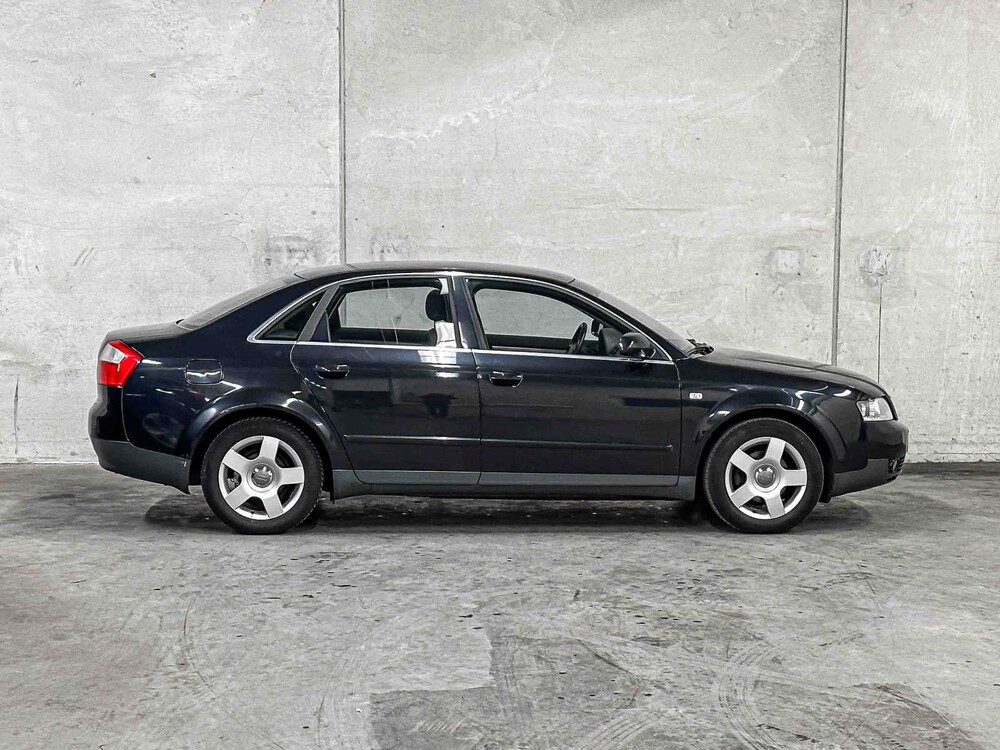 Audi A4 Limousine 1.6 Exclusive 102pk 2003 (Origineel-NL), 83-LS-JL Youngtimer
