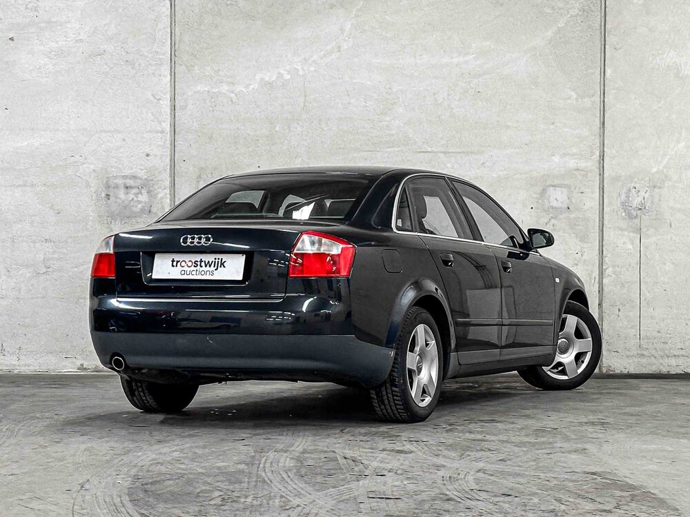 Audi A4 Limousine 1.6 Exclusive 102pk 2003 (Origineel-NL), 83-LS-JL Youngtimer